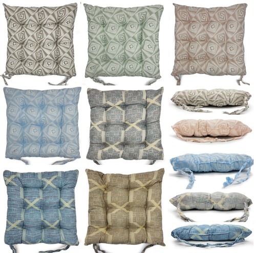Set seat pad dining - of,